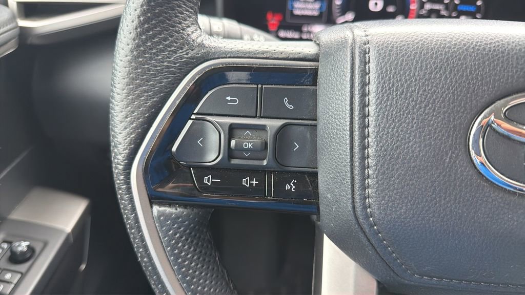 Used 2023 Toyota Sequoia SR5 w/ SR5 Premium Package RWD image 23