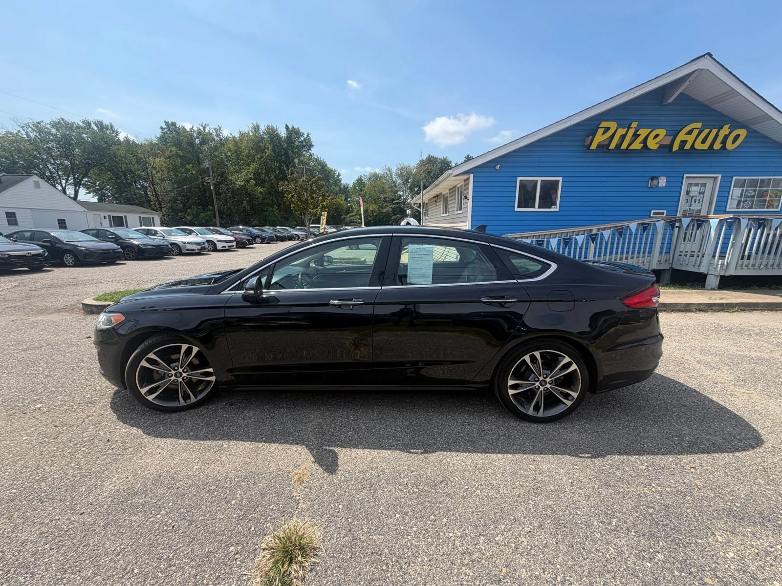 Used 2020 Ford Fusion Titanium FWD image 3