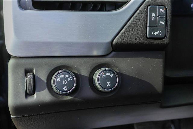 Used 2018 GMC Yukon SLT image 13