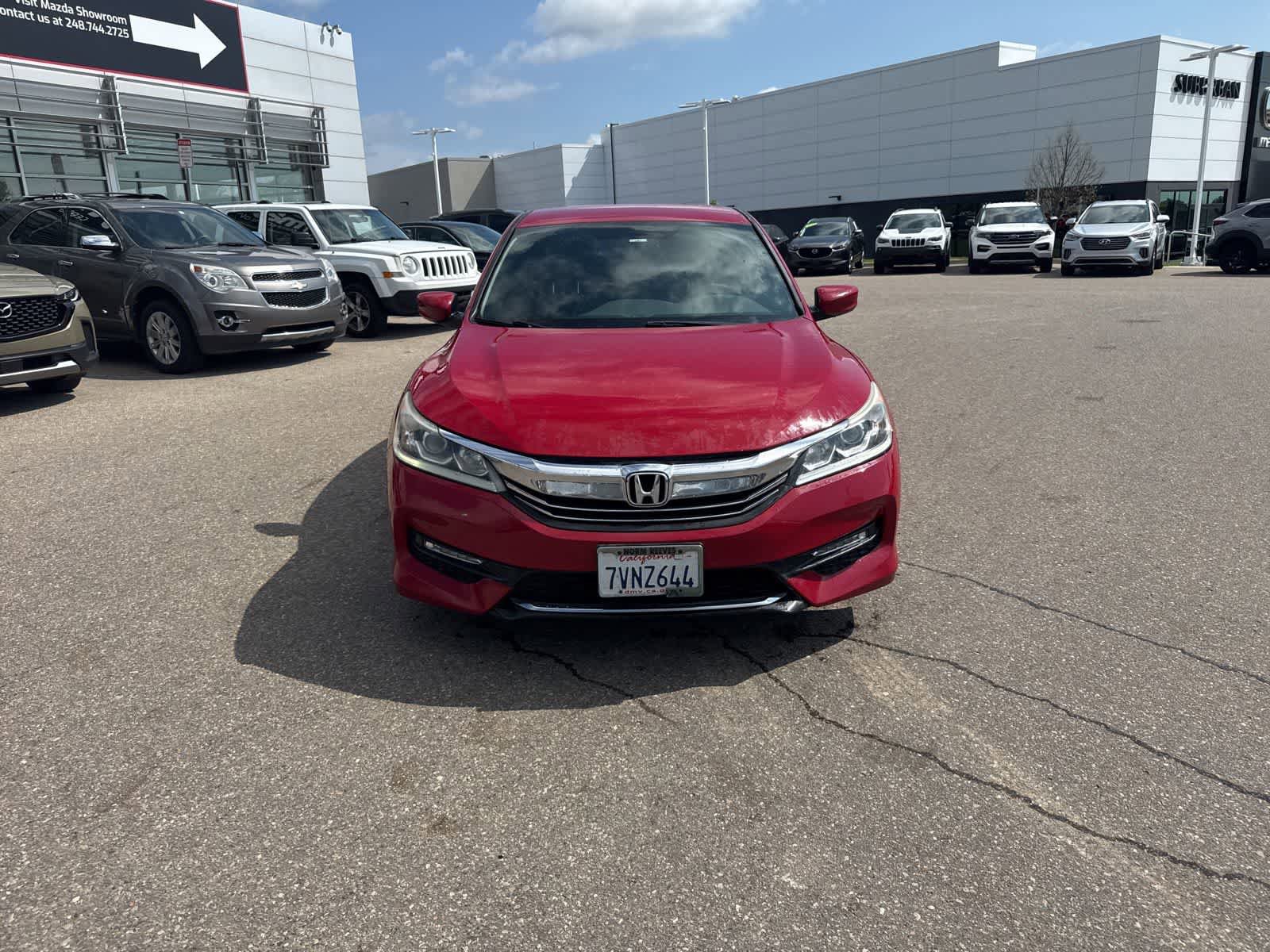 Used 2017 Honda Accord Sport image 2