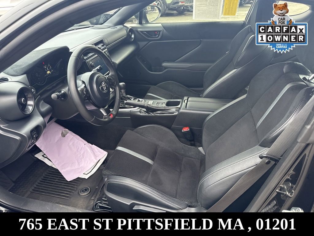 Used 2023 Toyota GR86 Premium w/ ALL Weather Mat Package (TMS) image 12