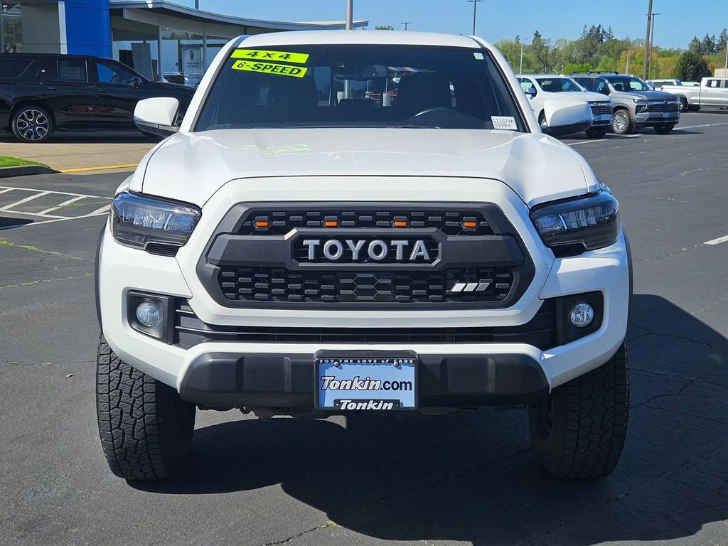 Used 2019 Toyota Tacoma TRD Off-Road AWD/4WD image 9