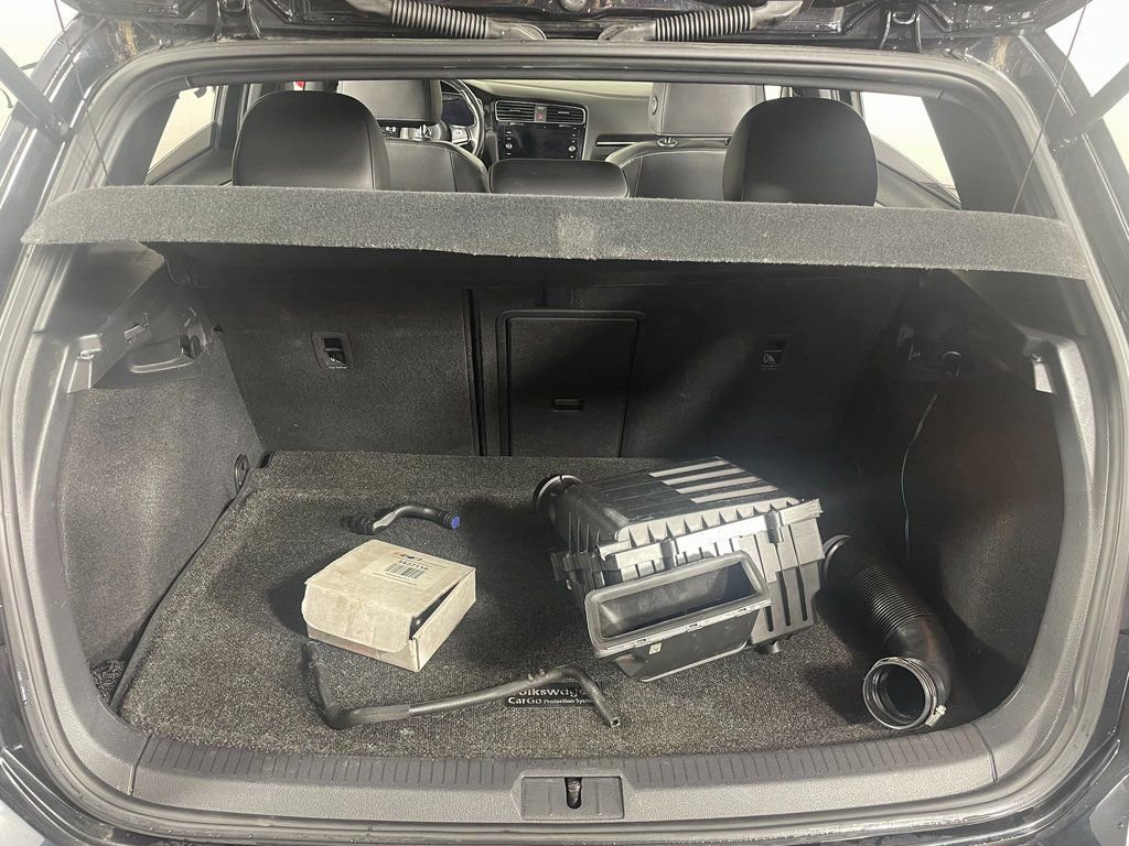 Used 2019 Volkswagen Golf R 4-Door image 7