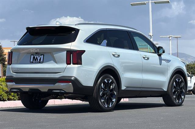 New 2026 Kia Sorento EX w/ EX Premium Package FWD image 4