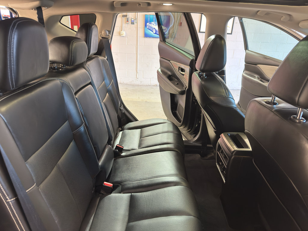 Used 2018 Nissan Murano SL w/ Moonroof Package AWD/4WD image 26