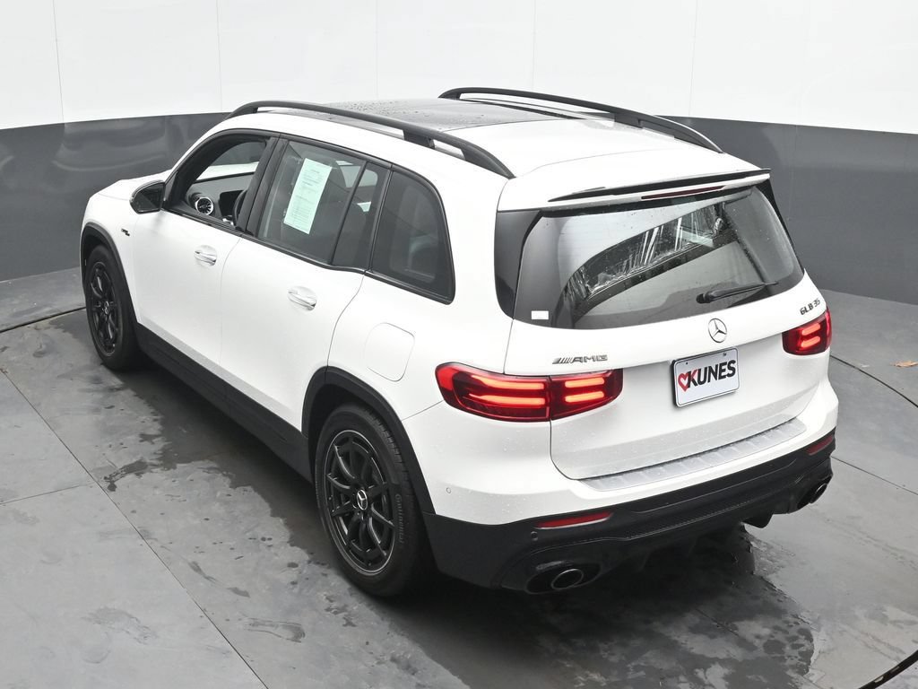 Used 2025 Mercedes-Benz GLB 35 AMG 4MATIC image 42