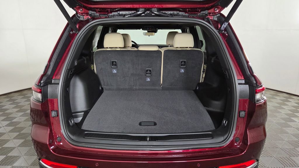 New 2025 Jeep Grand Cherokee Limited image 10