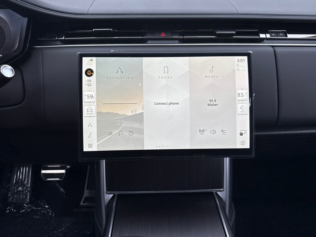 New 2025 Land Rover Range Rover SE image 23