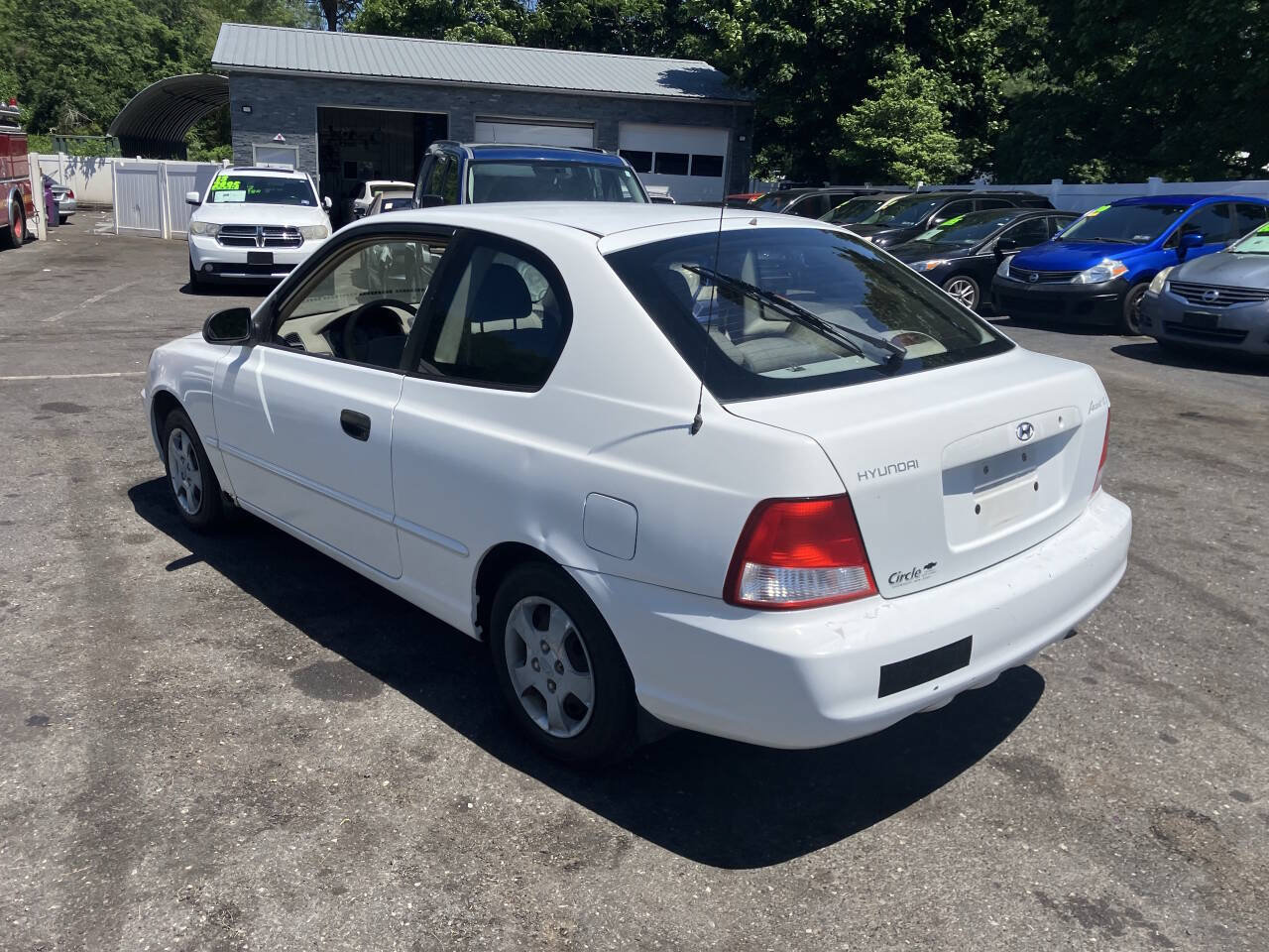 Used 2002 Hyundai Accent GS FWD image 9