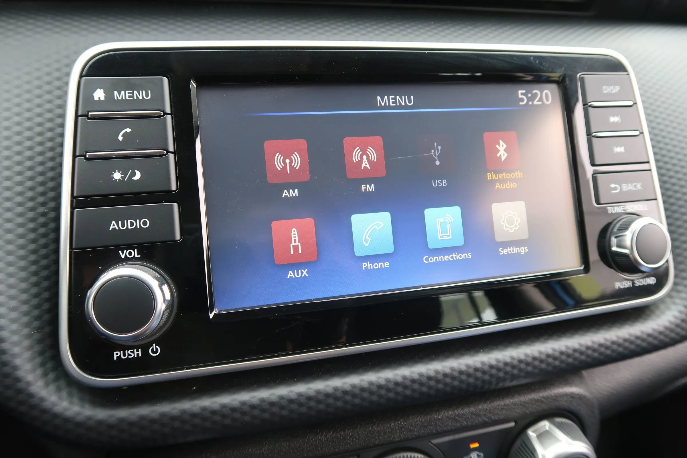 Used 2024 Nissan Kicks S image 33