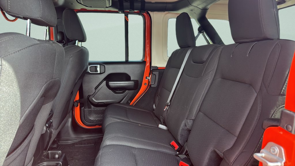 Used 2023 Jeep Wrangler Unlimited Sport AWD/4WD image 25