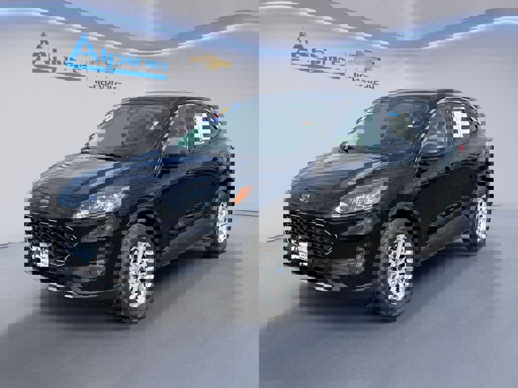 Used 2022 Ford Escape SE w/ Cold Weather Package