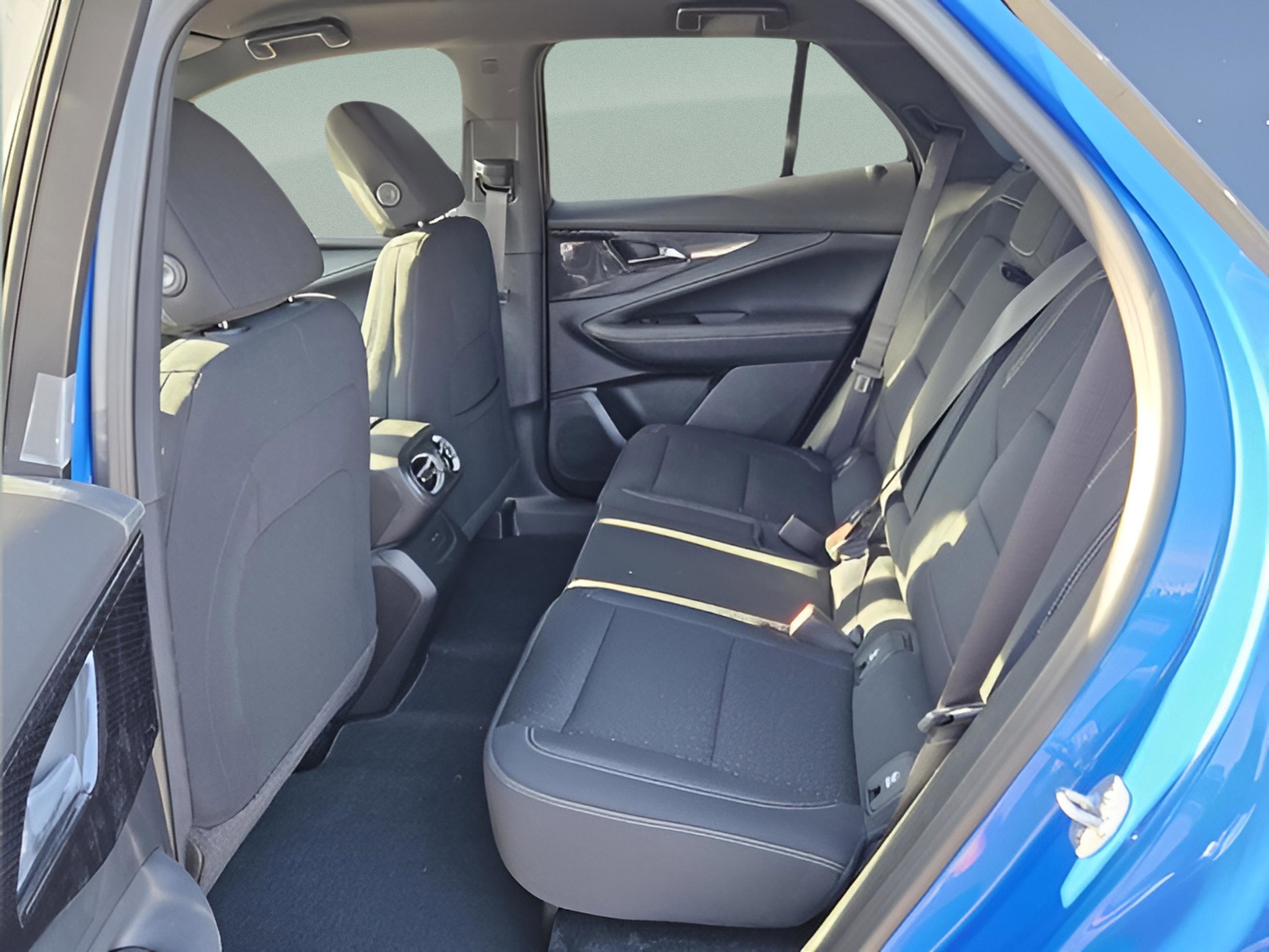 New 2025 Chevrolet Blazer EV LT w/ Midnight/Sport Edition AWD/4WD image 18