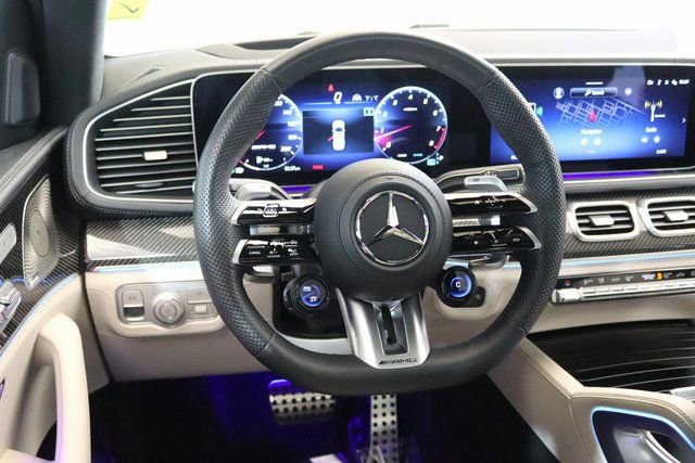 Used 2024 Mercedes-Benz GLS 63 AMG 4MATIC image 18