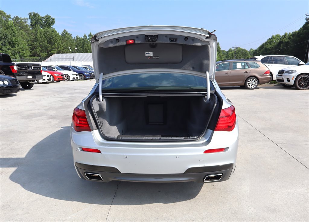 Used 2014 BMW 750Li xDrive AWD/4WD image 36