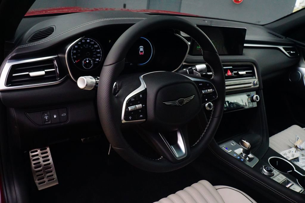 New 2025 Genesis G70 2.5T w/ Sport Prestige Package image 17
