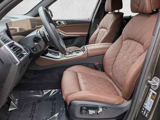 Certified 2026 BMW X5 M60i AWD/4WD image 17