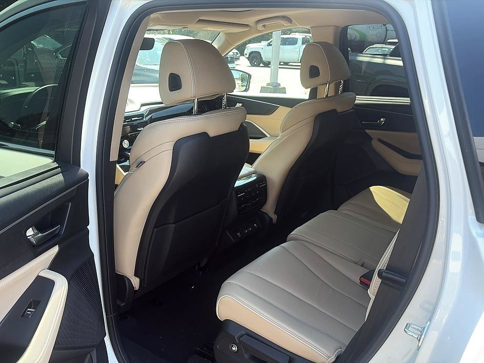 Used 2022 Acura MDX w/ Advance Package AWD/4WD image 22