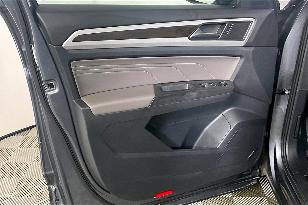 Used 2022 Volkswagen Atlas SE image 22