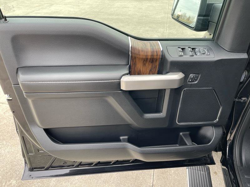 Used 2019 Ford F150 Lariat w/ Equipment Group 502A Luxury image 30