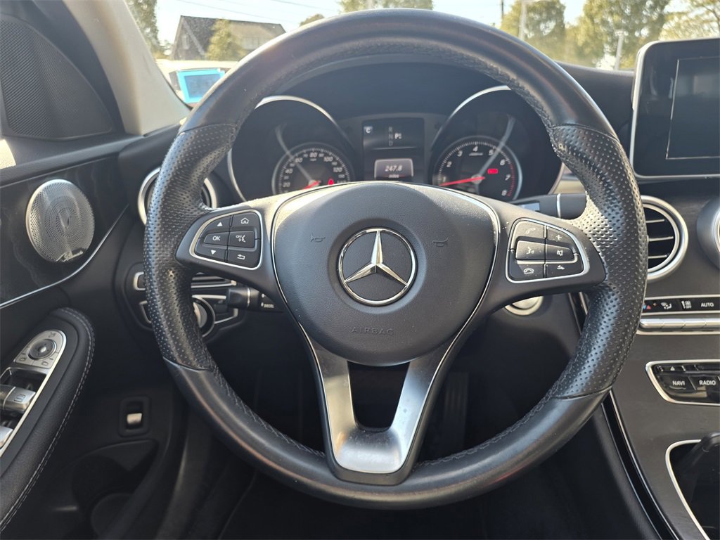 Used 2017 Mercedes-Benz C 300 4MATIC Sedan image 17