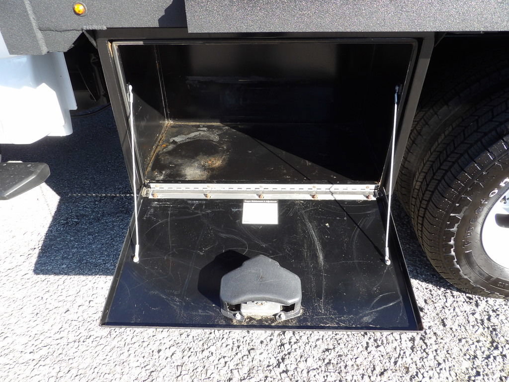 Used 2018 Ford F350 XL w/ Power Equipment Group RWD image 49