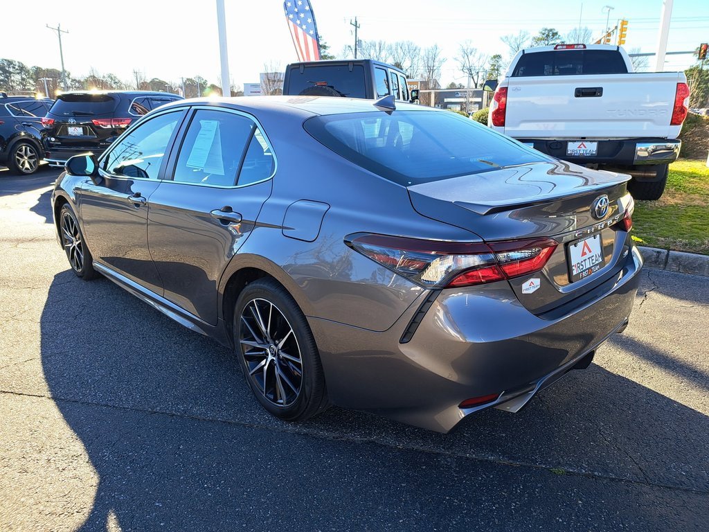 Used 2023 Toyota Camry SE image 11