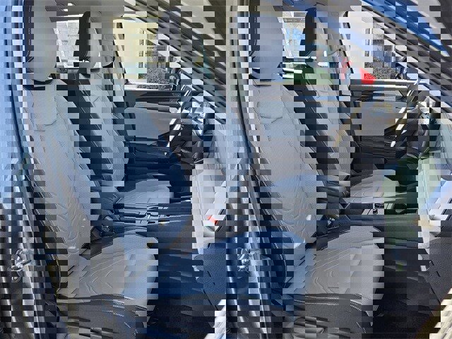 New 2026 Volkswagen Tiguan SE image 17