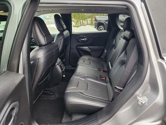 Used 2020 Jeep Cherokee Limited image 22