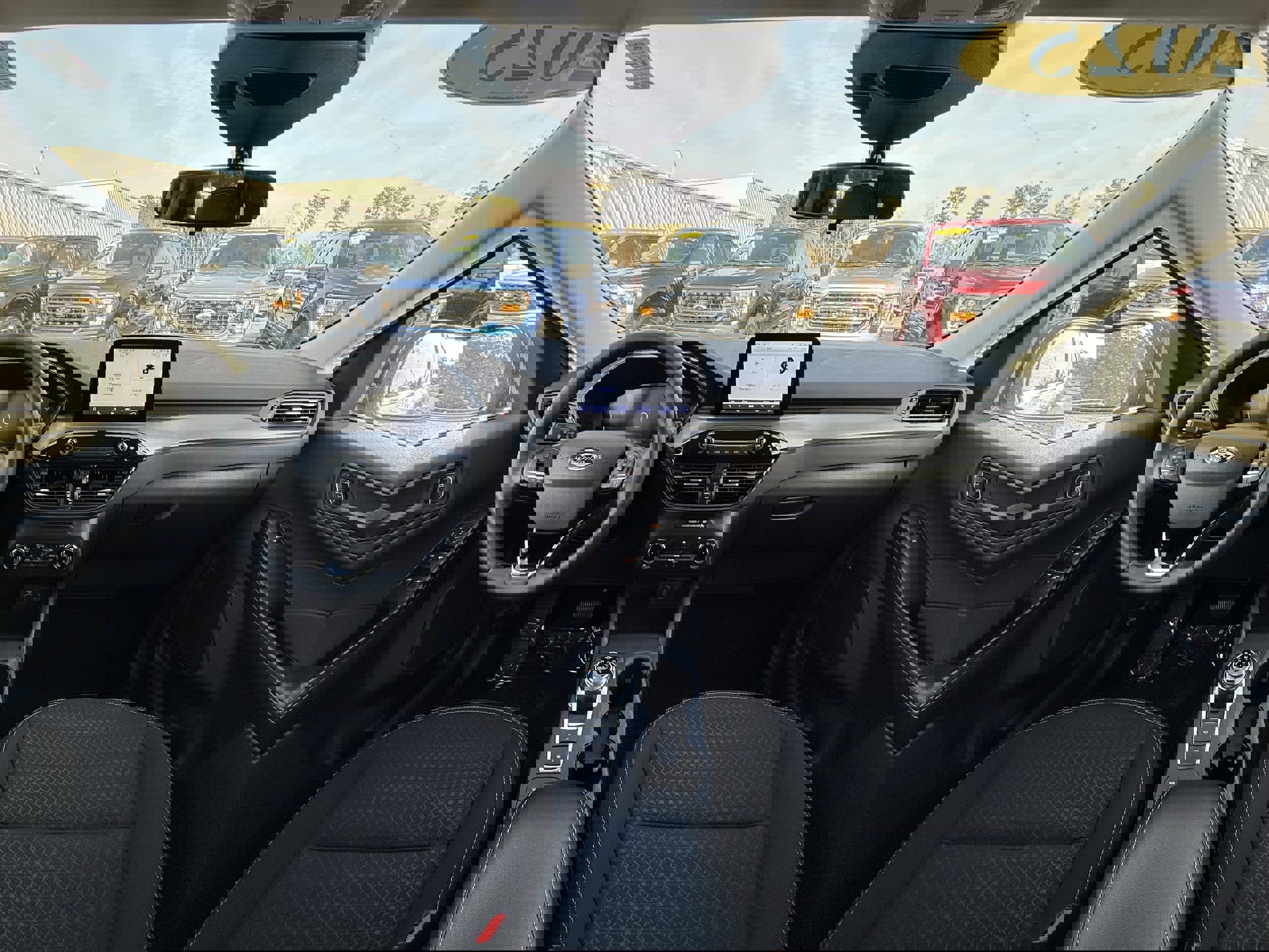 Used 2024 Ford Escape Active image 11