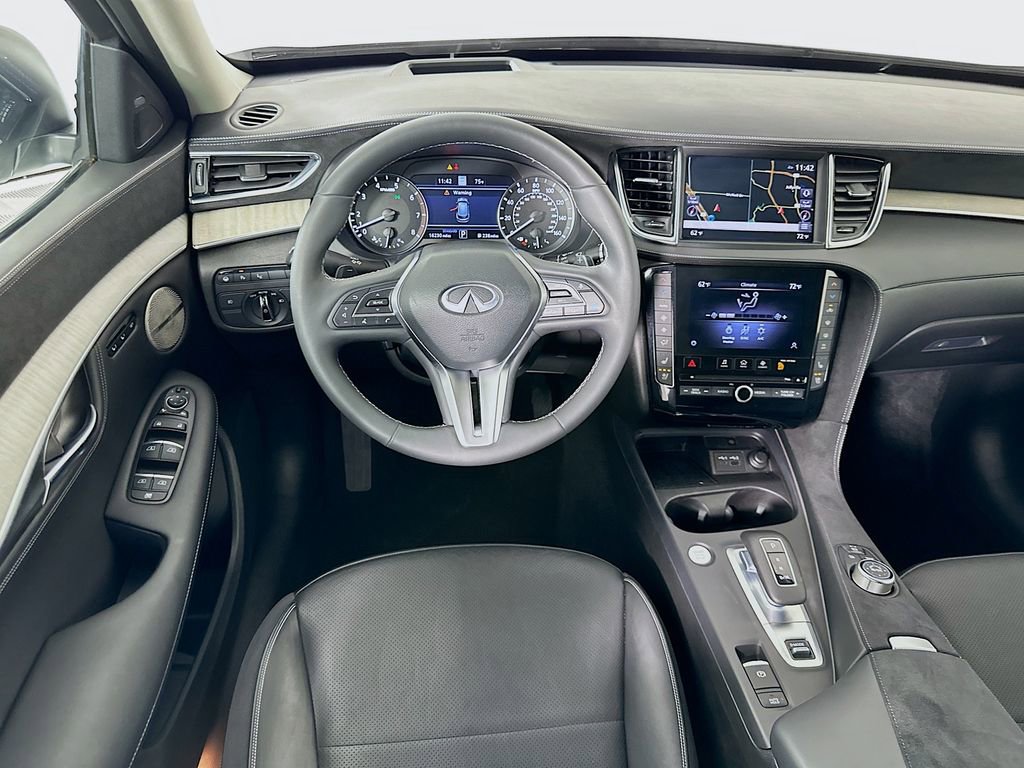 Used 2023 INFINITI QX50 Sensory AWD/4WD image 23