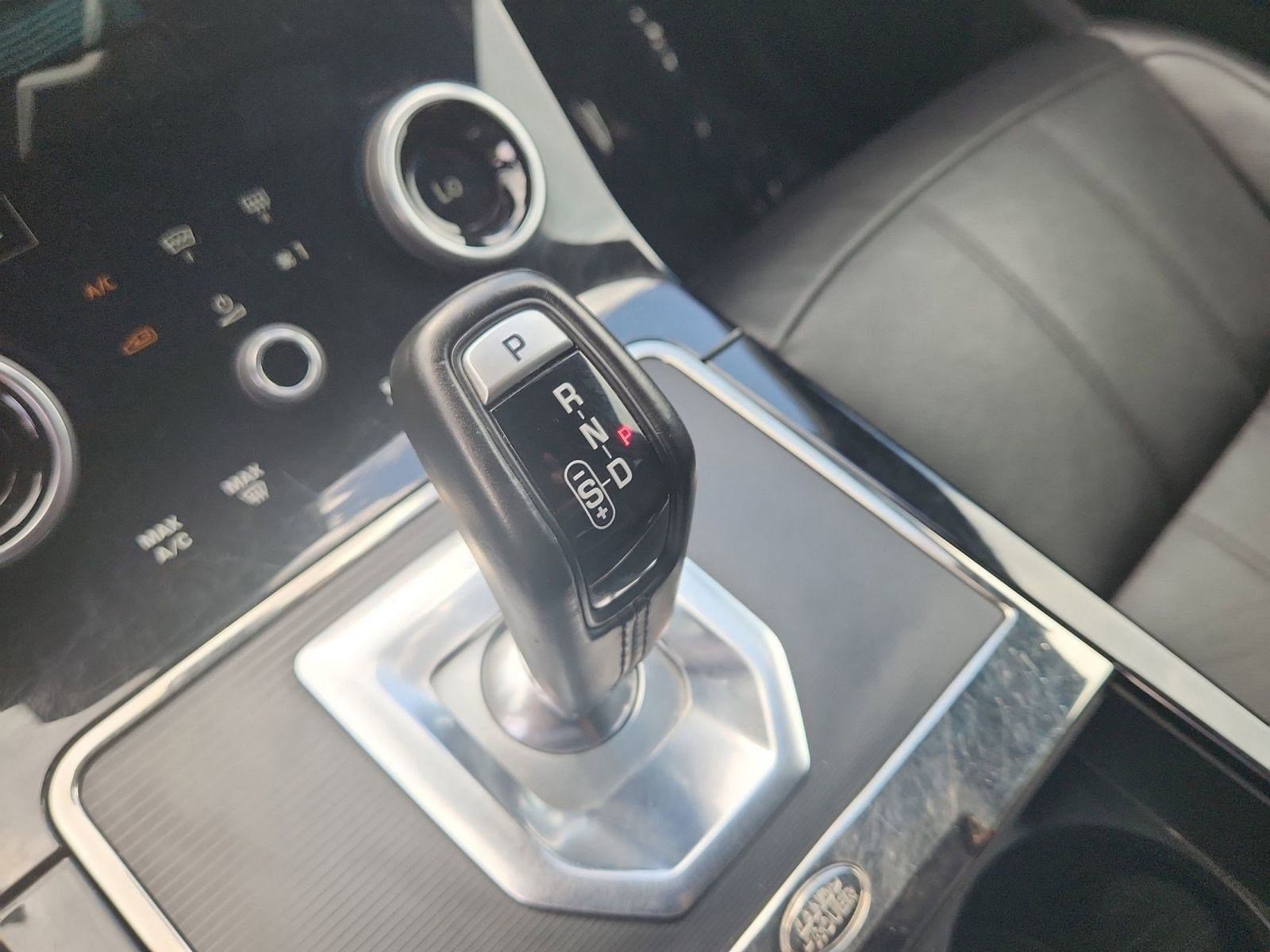 Used 2022 Land Rover Range Rover Evoque R-Dynamic SE image 14