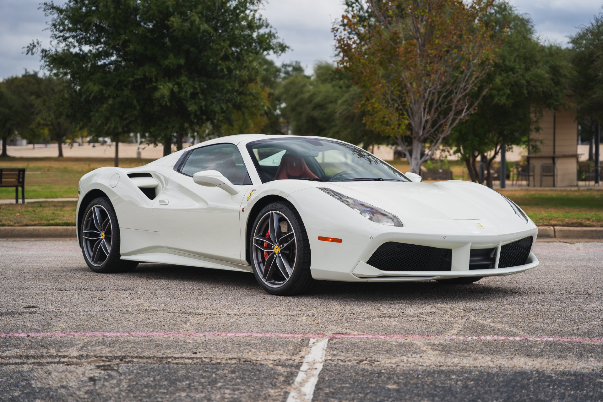 Used 2018 Ferrari 488 Spider RWD image 23