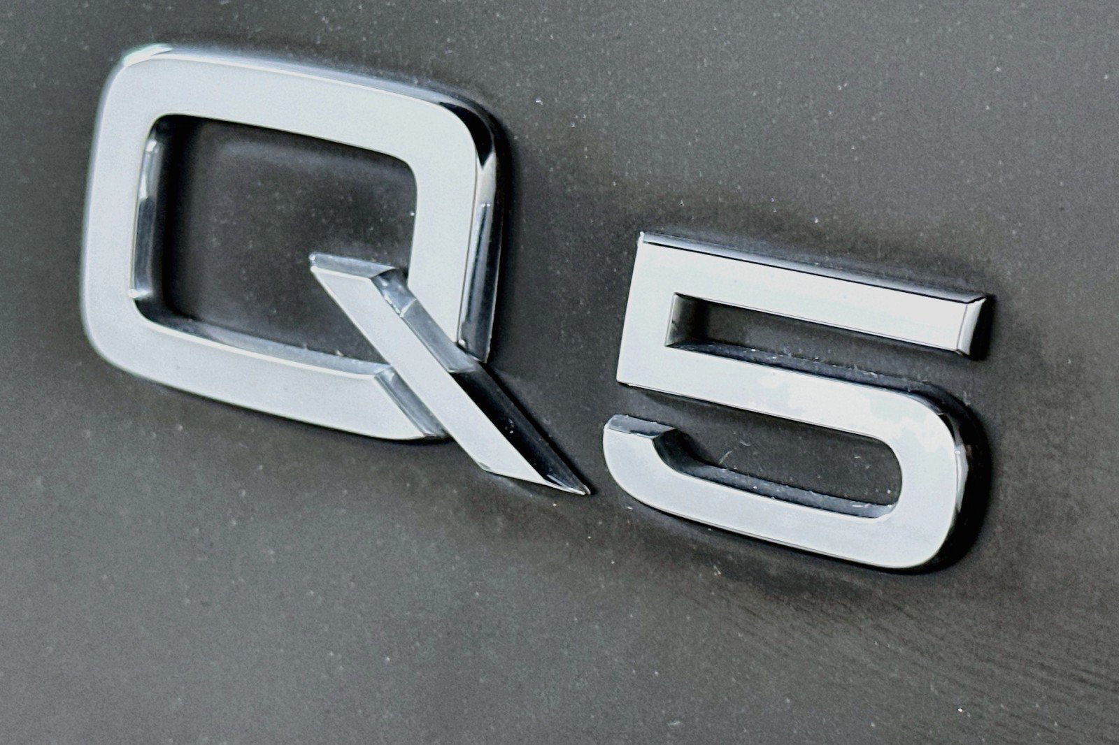 Used 2023 Audi Q5 2.0T Premium Plus w/ Premium Plus Package AWD/4WD image 10