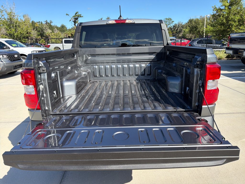 New 2026 Ford Maverick XLT FWD image 28