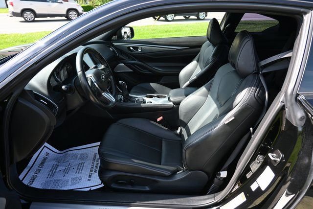 Used 2018 INFINITI Q60 3.0t Luxe image 24