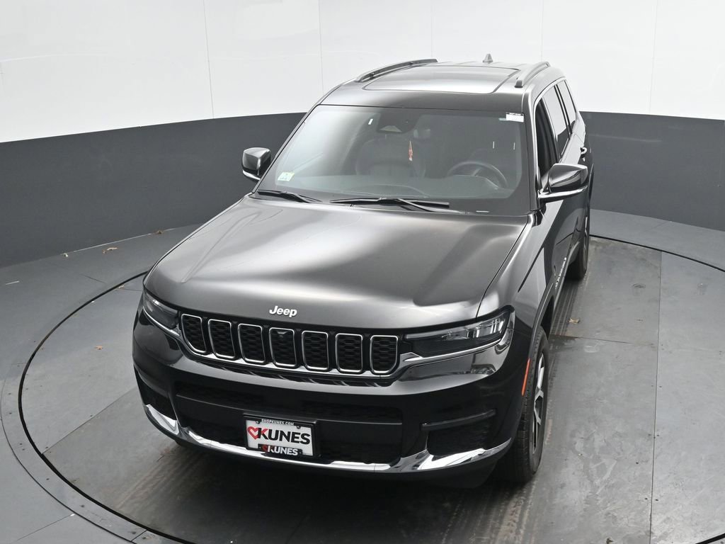 Used 2024 Jeep Grand Cherokee L Limited w/ Luxury Tech Group II AWD/4WD image 33
