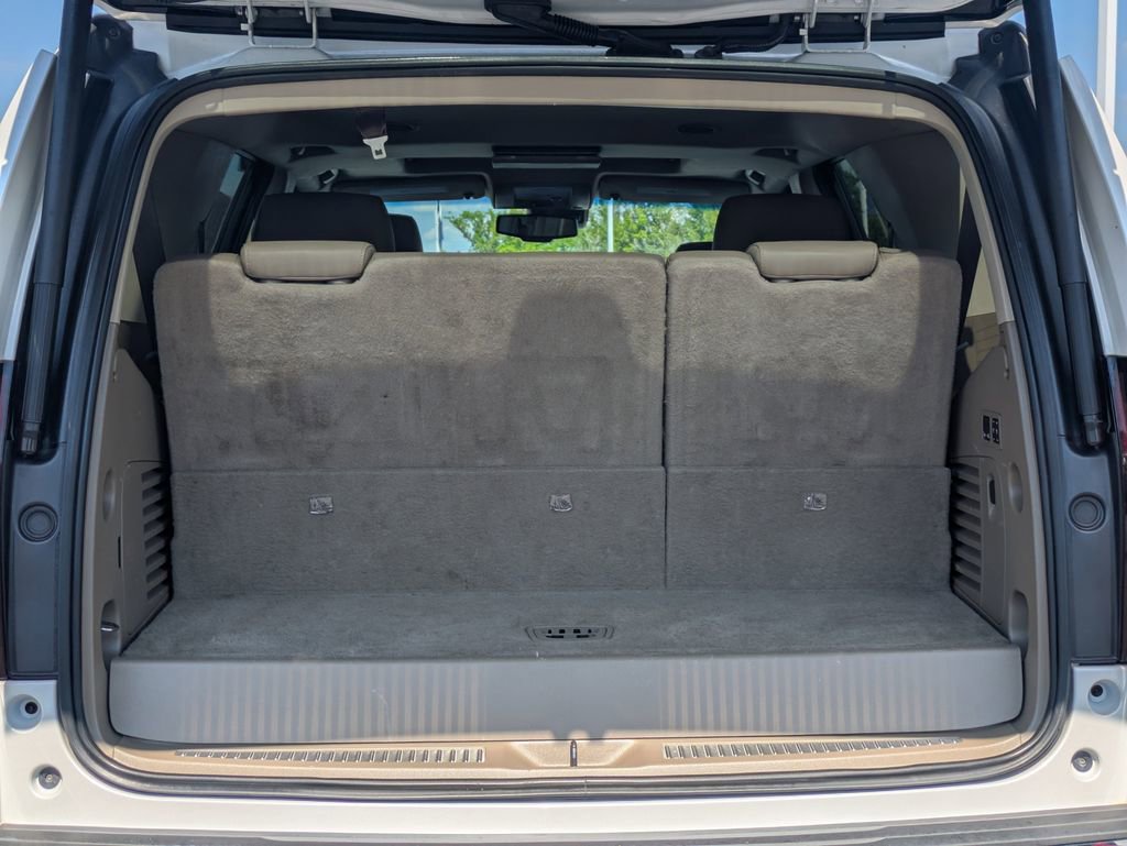 Used 2020 Chevrolet Tahoe Premier RWD image 15