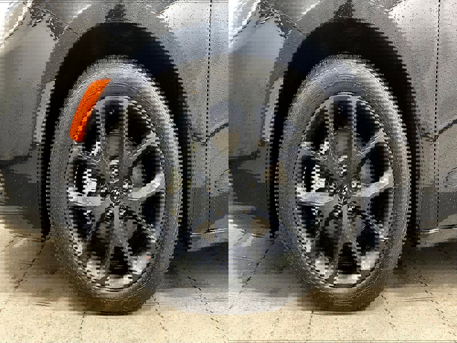 Used 2025 Chrysler Pacifica Limited image 7