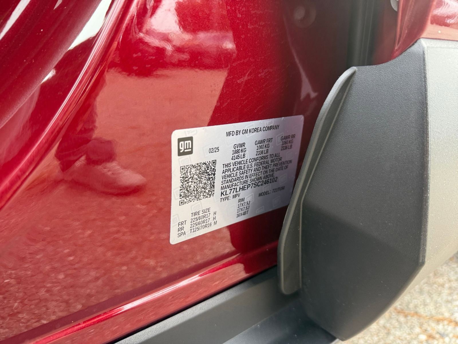 Used 2025 Chevrolet Trax LT image 25