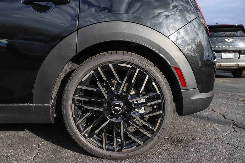 New 2026 MINI Cooper 4-Door Hardtop image 11