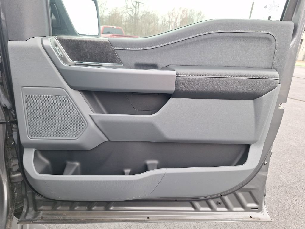 New 2023 Ford F150 Lightning XLT w/ Equipment Group 312A High image 15