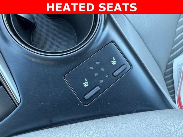 Certified 2018 Toyota Camry SE image 16