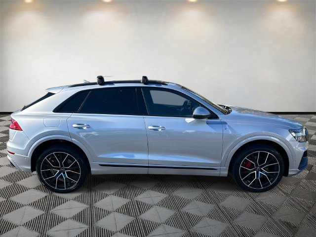 Used 2021 Audi Q8 Prestige AWD/4WD image 6