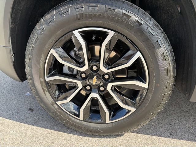 Used 2023 Chevrolet TrailBlazer ACTIV w/ Sun and Liftgate Package AWD/4WD image 13