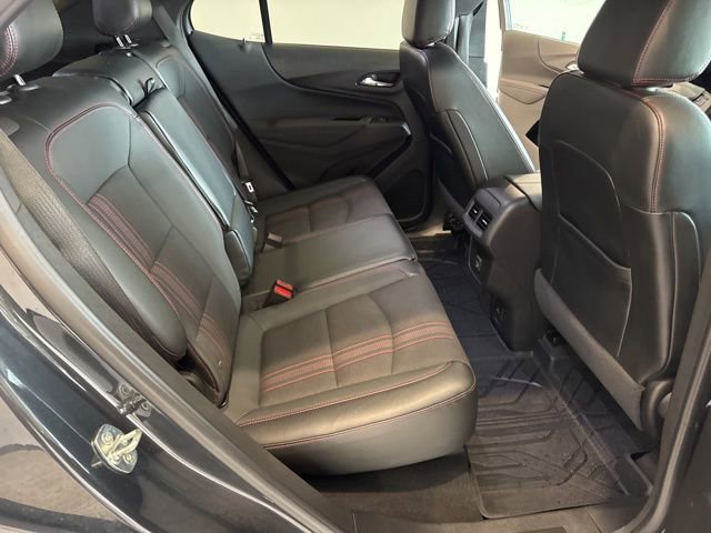 Used 2023 Chevrolet Equinox RS AWD/4WD image 12
