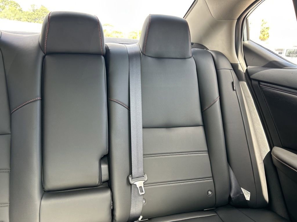 Certified 2024 Nissan Sentra SR w/ SR Premium Package FWD image 16