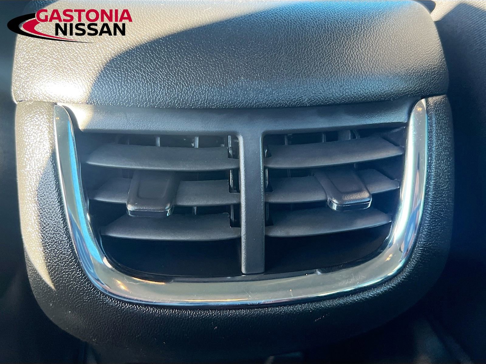 Used 2024 Chevrolet Malibu LT image 34