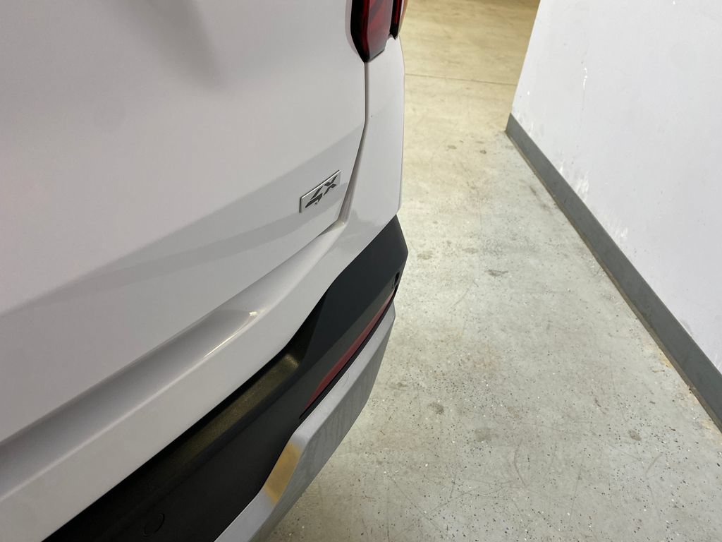 Used 2025 Kia Sorento S AWD/4WD image 18
