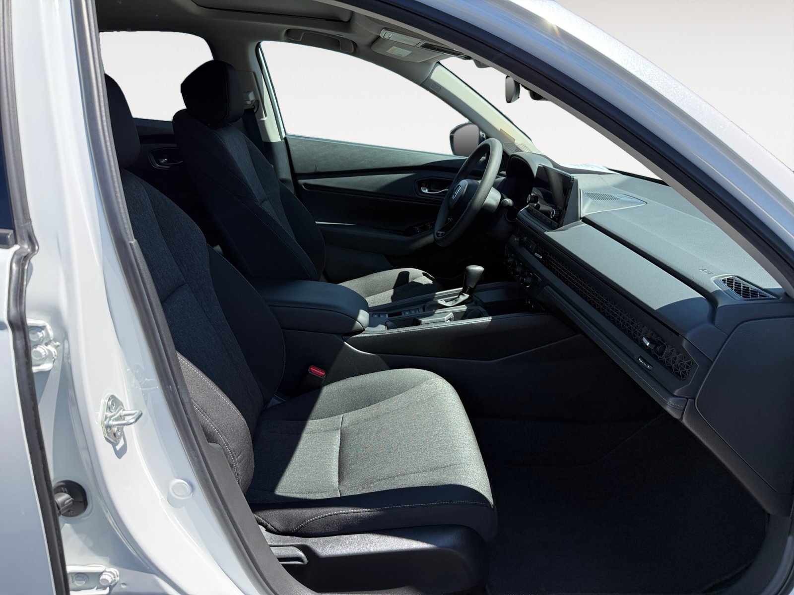 Certified 2025 Honda Accord SE image 19